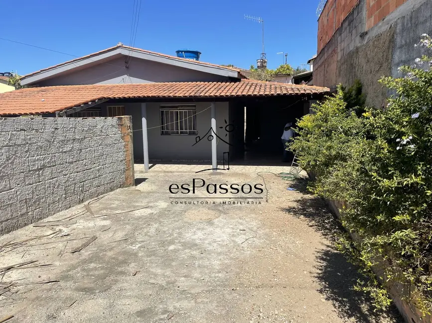 Foto 1 de Casa com 3 quartos à venda, 360m2 em Florestal - MG
