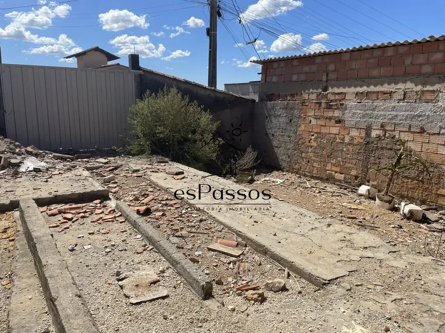 Casa com 3 quartos à venda, 360m2 em Florestal - MG - imagem 3 Foto 3 de Casa com 3 quartos à venda, 360m2 em Florestal - MG