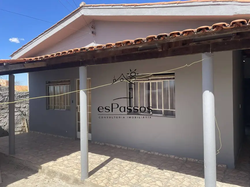 Foto 2 de Casa com 3 quartos à venda, 360m2 em Florestal - MG