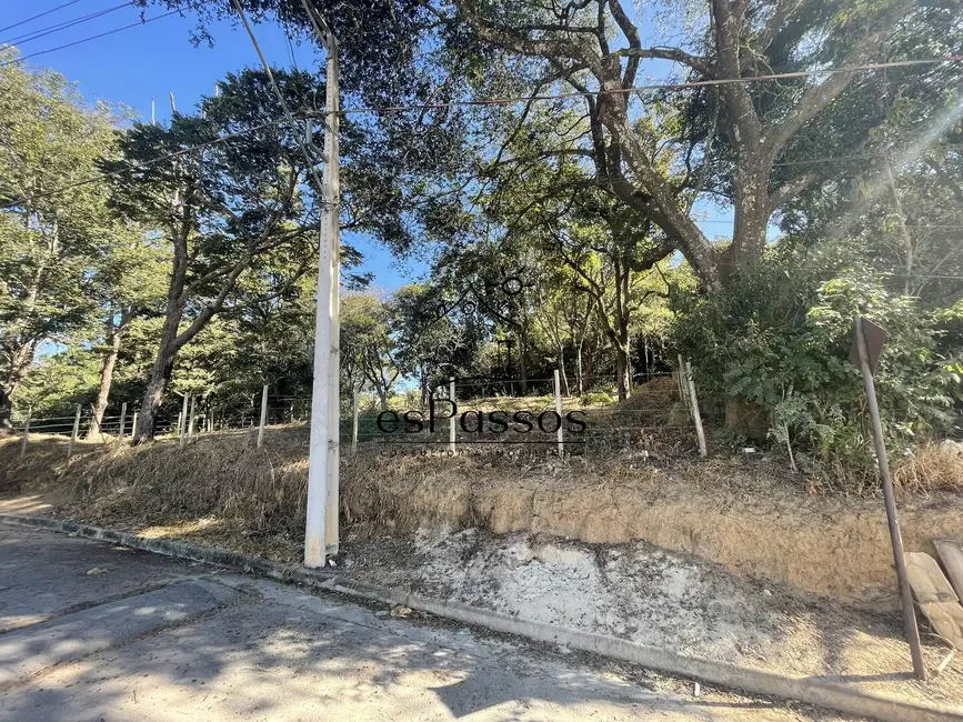 Foto 1 de Terreno / Lote à venda, 715m2 em Florestal - MG