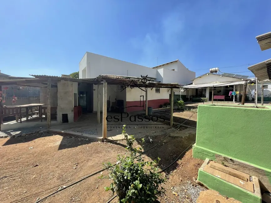 Casa com 3 quartos à venda, 910m2 em Centro, Florestal - MG - imagem 7 Foto 7 de Casa com 3 quartos à venda, 910m2 em Centro, Florestal - MG