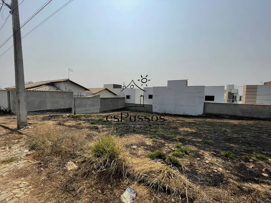 Foto 2 de Terreno / Lote à venda, 330m2 em Florestal - MG