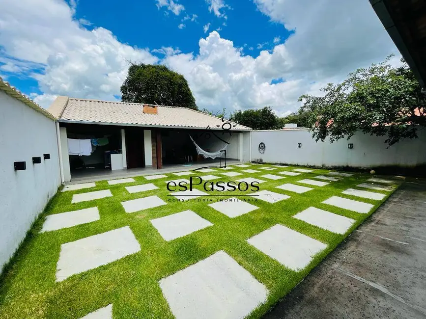 Foto 1 de Casa com 3 quartos à venda, 400m2 em Centro, Florestal - MG