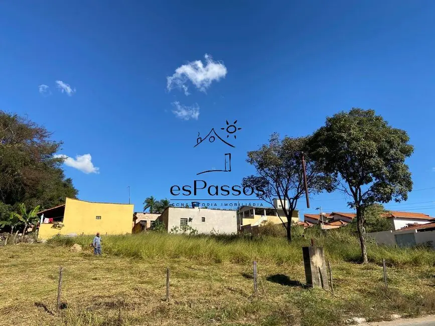 Foto 2 de Terreno / Lote à venda, 1000m2 em Florestal - MG