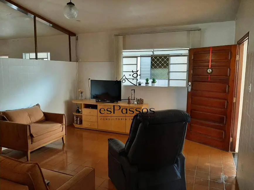 Foto 3 de Casa com 5 quartos à venda, 680m2 em Centro, Florestal - MG