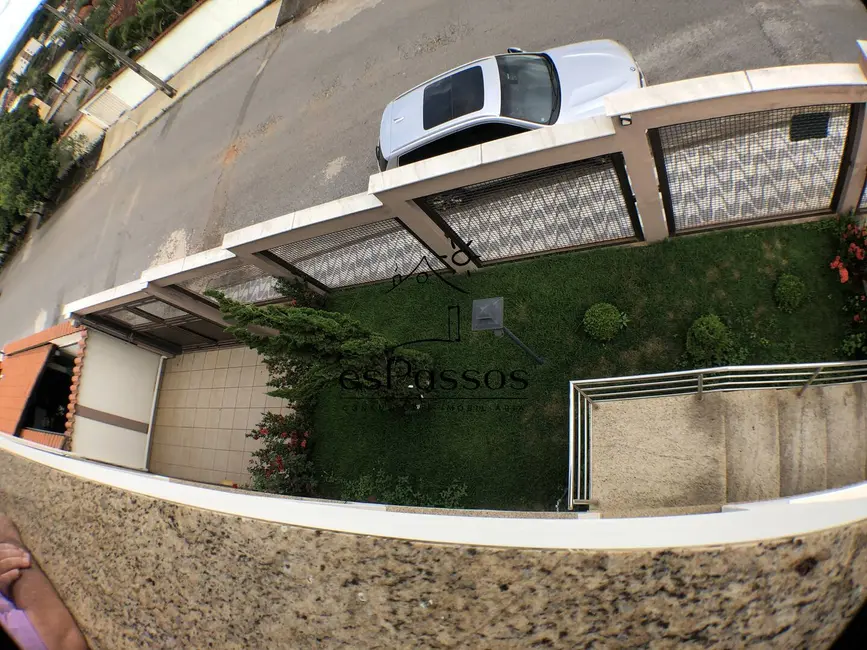 Casa com 6 quartos à venda, 270m2 em Florestal - MG - imagem 4 Foto 4 de Casa com 6 quartos à venda, 270m2 em Florestal - MG