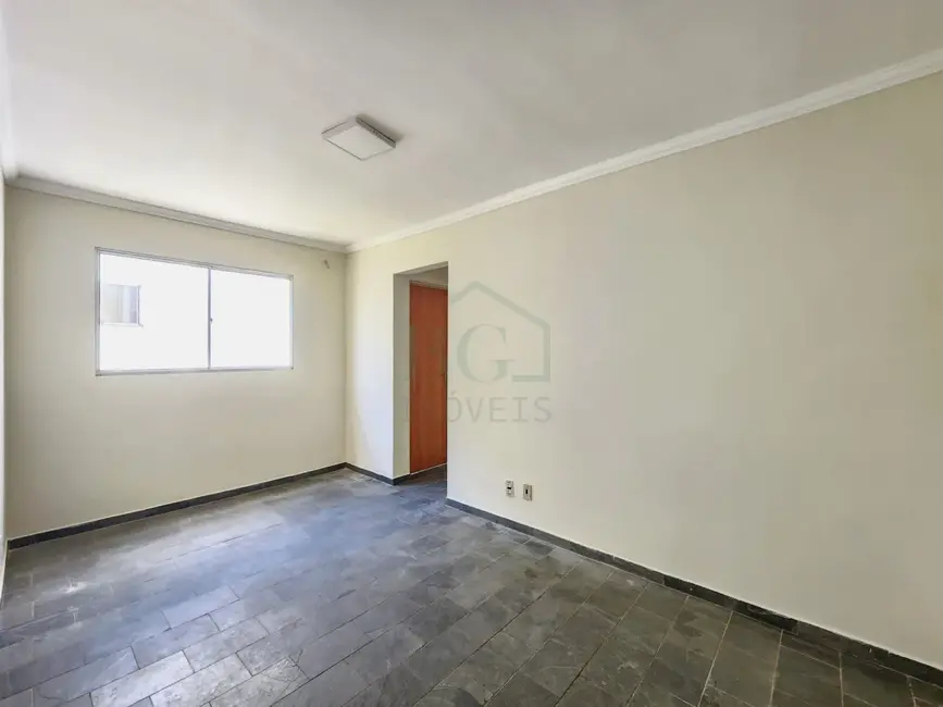 Foto 2 de Casa de Condomínio com 2 quartos para alugar, 70m2 em Pocos De Caldas - MG