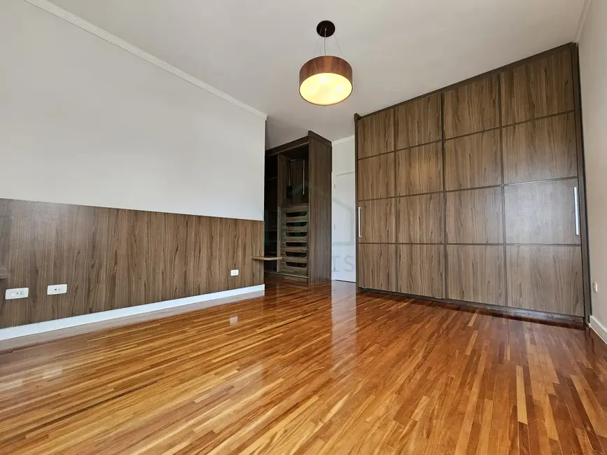 Foto 2 de Casa com 4 quartos à venda, 504m2 em Pocos De Caldas - MG
