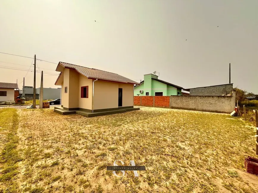 Casa com 2 quartos à venda, 50m2 em Sanga da Toca, Ararangua - SC - imagem 5 Foto 5 de Casa com 2 quartos à venda, 50m2 em Sanga da Toca, Ararangua - SC