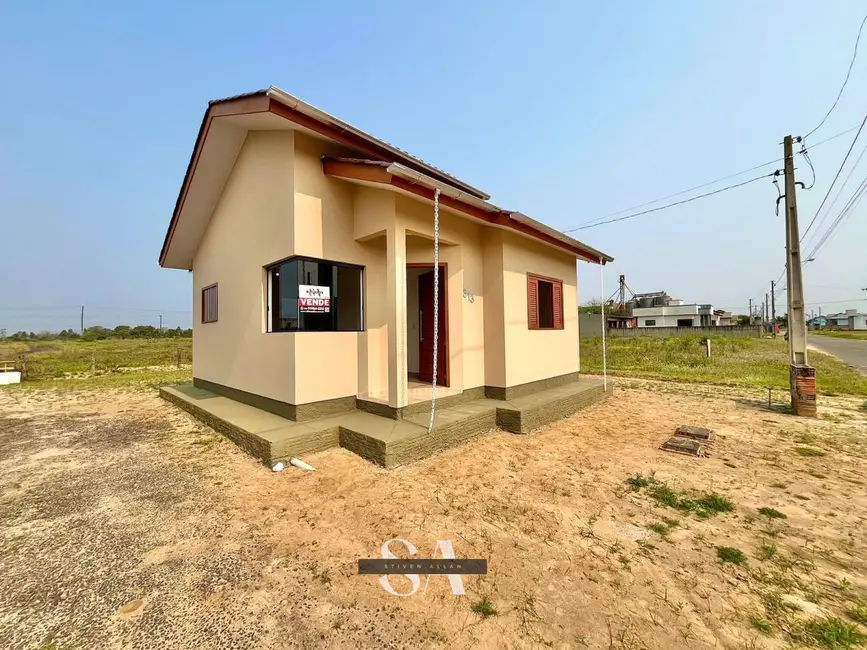 Foto 1 de Casa com 2 quartos à venda, 50m2 em Sanga da Toca, Ararangua - SC