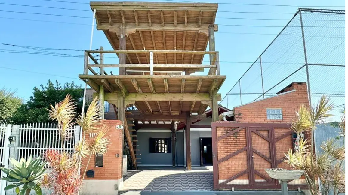 Foto 1 de Casa com 2 quartos à venda, 97m2 em Imbe - RS