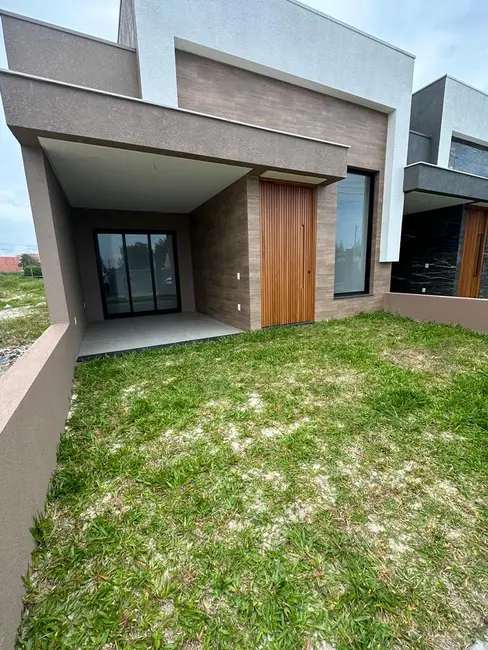 Foto 2 de Casa com 3 quartos à venda, 124m2 em Capao Da Canoa - RS