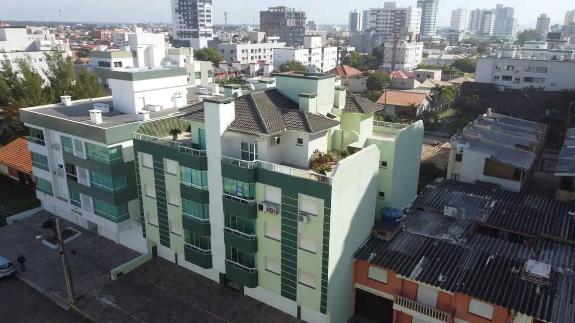 Cobertura com 2 quartos à venda, 166m2 em Centro, Tramandai - RS - imagem 5 Foto 5 de Cobertura com 2 quartos à venda, 166m2 em Centro, Tramandai - RS