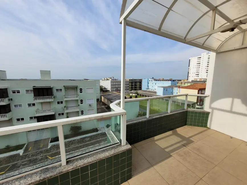 Cobertura com 2 quartos à venda, 166m2 em Centro, Tramandai - RS - imagem 8 Foto 8 de Cobertura com 2 quartos à venda, 166m2 em Centro, Tramandai - RS