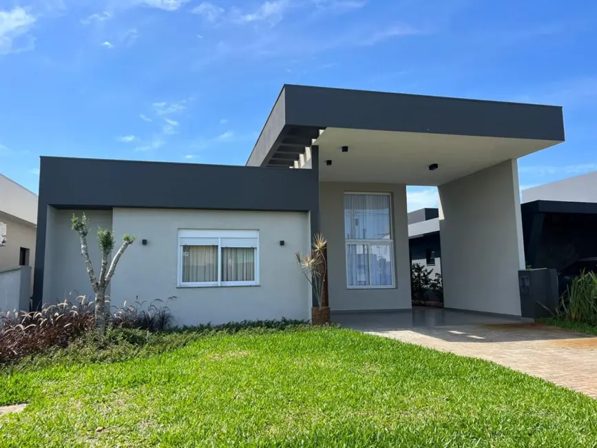 Casa de Condomínio com 4 quartos à venda, 211m2 em Xangri-lá - RS - imagem 2 Foto 2 de Casa de Condomínio com 4 quartos à venda, 211m2 em Xangri-lá - RS