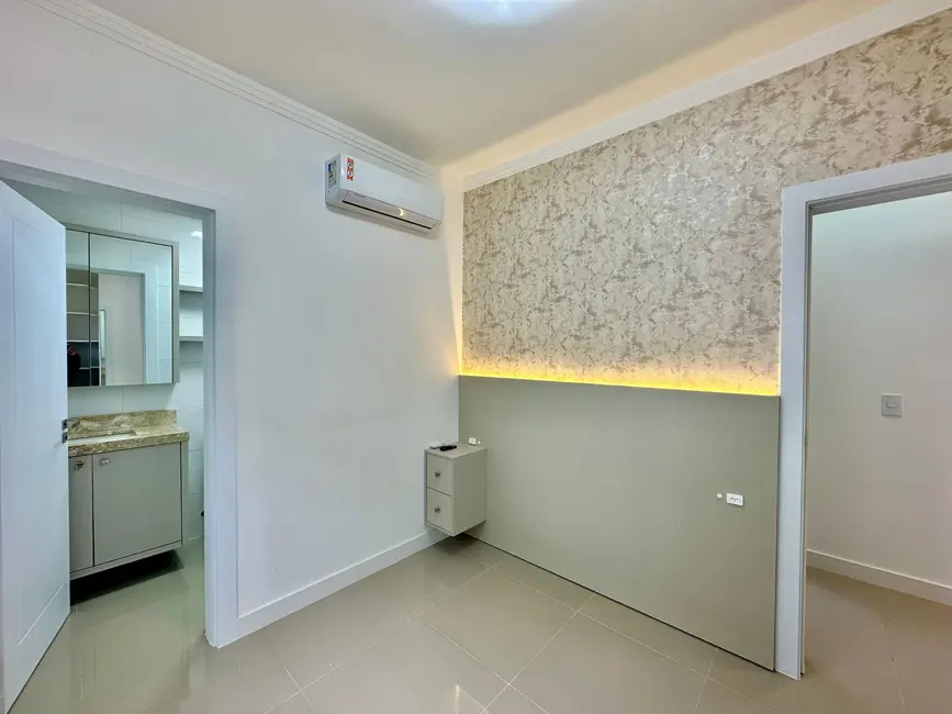 Apartamento com 3 quartos à venda, 85m2 em Capao Da Canoa - RS - imagem 8 Foto 8 de Apartamento com 3 quartos à venda, 85m2 em Capao Da Canoa - RS
