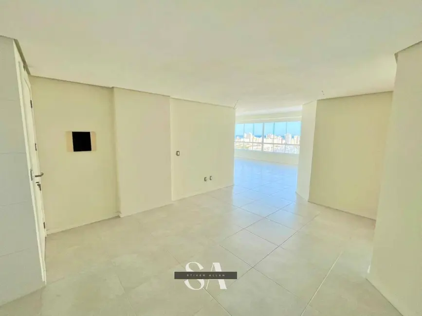 Apartamento com 3 quartos à venda, 120m2 em Tramandai - RS - imagem 4 Foto 4 de Apartamento com 3 quartos à venda, 120m2 em Tramandai - RS
