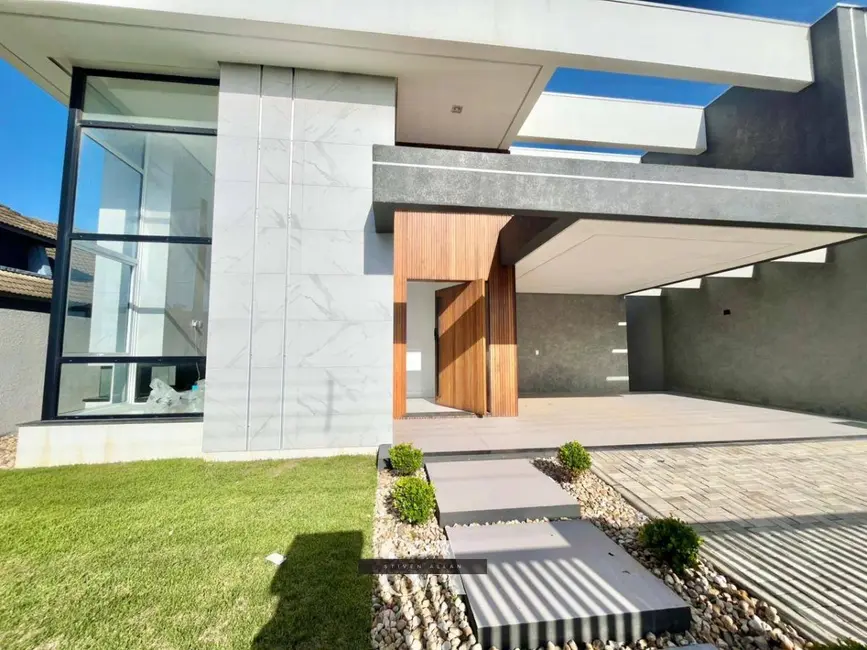 Foto 1 de Casa com 4 quartos à venda, 186m2 em Imbe - RS