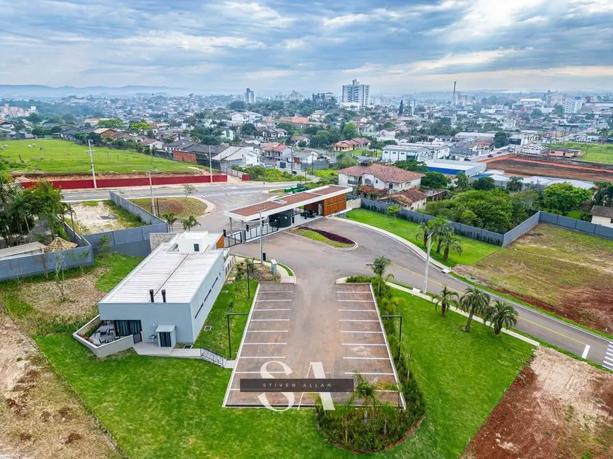 Foto 2 de Terreno / Lote à venda, 600m2 em Icara - SC