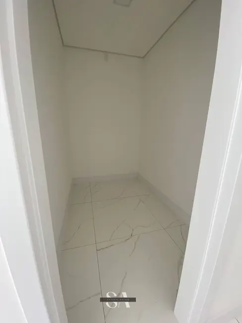 Foto 9 de Casa com 3 quartos à venda, 196m2 em Santa Bárbara, Criciuma - SC