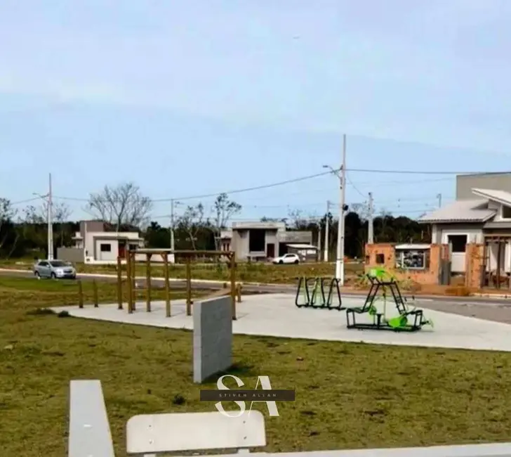 Foto 2 de Terreno / Lote à venda, 320m2 em Tubarao - SC