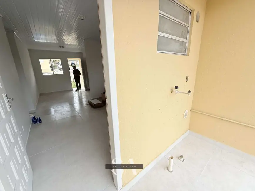 Foto 5 de Casa com 2 quartos à venda, 50m2 em Santa Luzia, Criciuma - SC