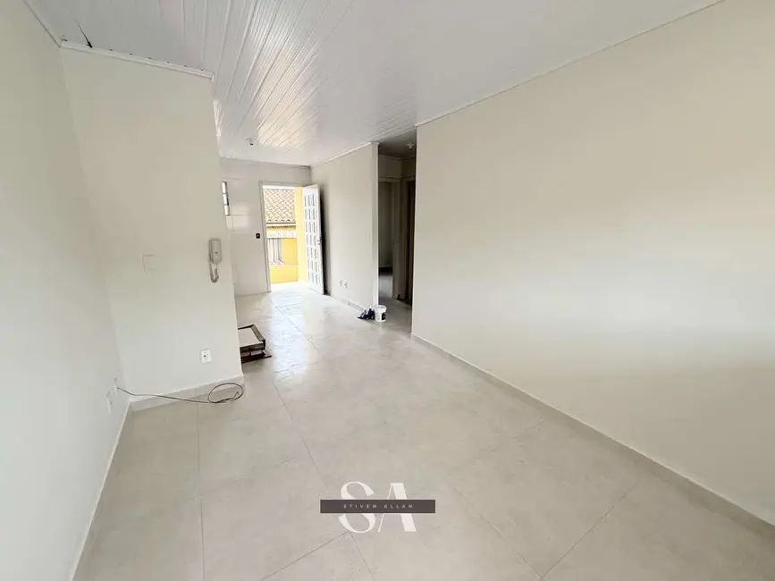 Foto 2 de Casa com 2 quartos à venda, 50m2 em Santa Luzia, Criciuma - SC