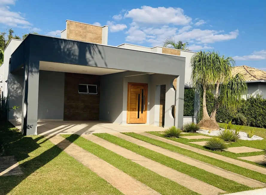 Foto 2 de Casa com 3 quartos à venda, 202m2 em Condomínio Jardim Flamboyan, Braganca Paulista - SP