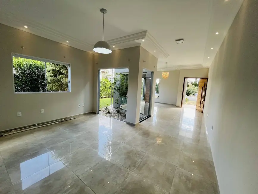 Foto 8 de Casa com 3 quartos à venda, 202m2 em Condomínio Jardim Flamboyan, Braganca Paulista - SP