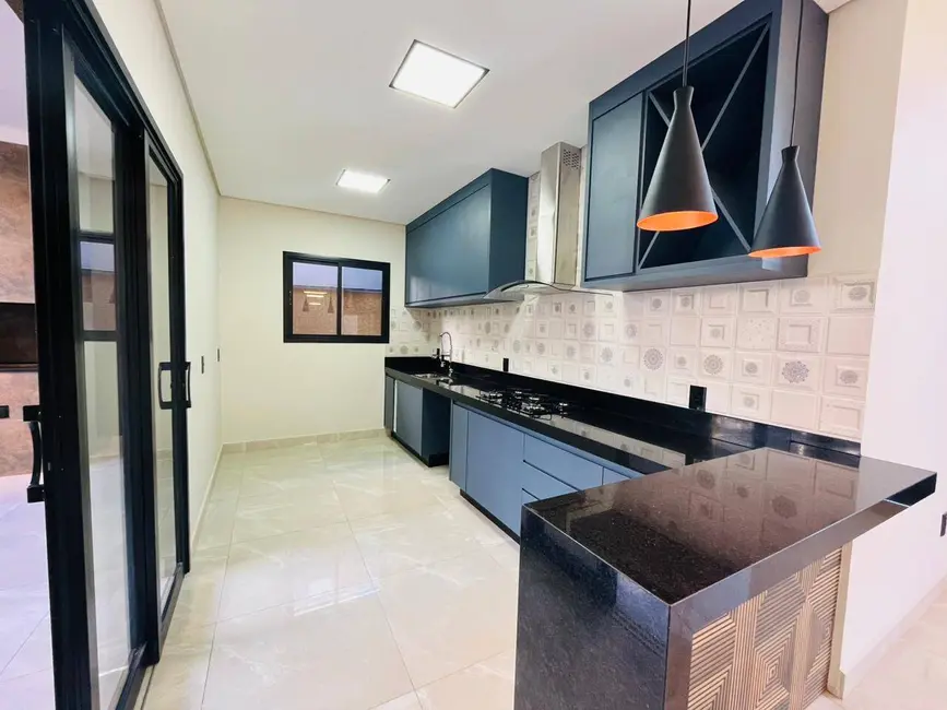 Foto 9 de Casa com 3 quartos à venda, 200m2 em Braganca Paulista - SP