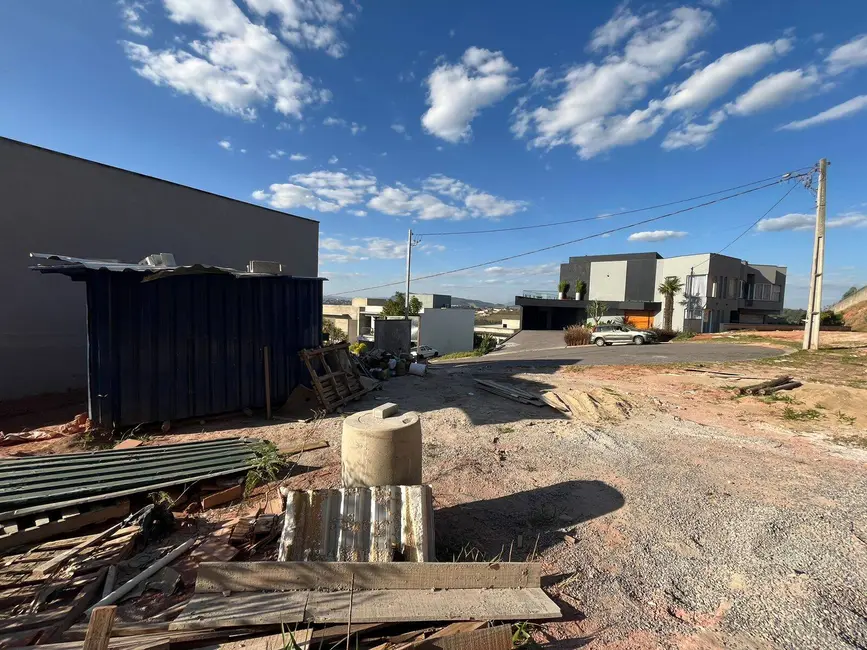 Foto 5 de Terreno / Lote à venda, 601m2 em Braganca Paulista - SP