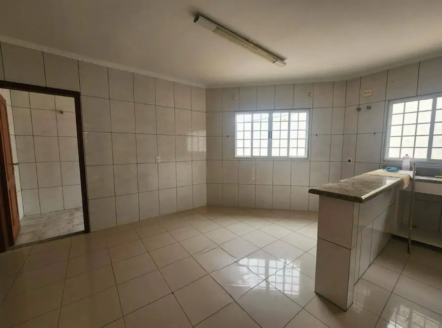 Foto 8 de Casa com 4 quartos à venda e para alugar, 320m2 em Residencial Colinas de São Francisco, Braganca Paulista - SP