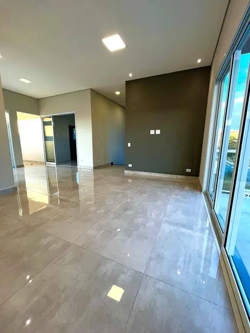 Foto 8 de Casa com 3 quartos à venda, 310m2 em Jardim Santa Rita de Cássia, Braganca Paulista - SP