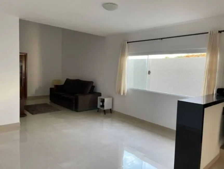 Foto 3 de Casa com 3 quartos à venda, 140m2 em Condomínio Villa Real de Bragança, Braganca Paulista - SP