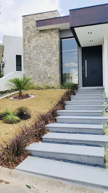 Foto 2 de Casa com 3 quartos à venda, 197m2 em Braganca Paulista - SP