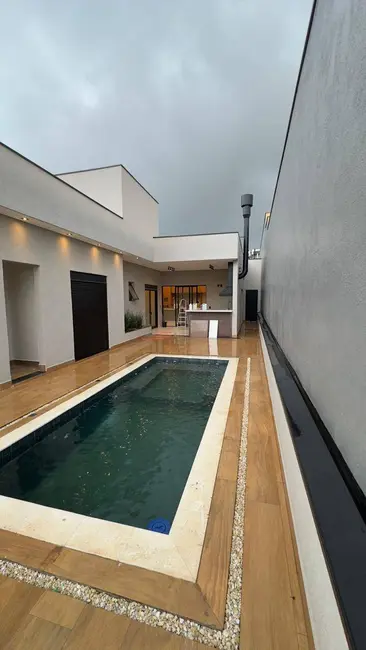 Foto 1 de Casa com 3 quartos à venda, 194m2 em Braganca Paulista - SP