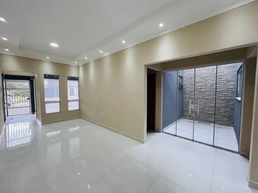 Foto 1 de Casa com 3 quartos à venda, 128m2 em Residencial Piemonte, Braganca Paulista - SP