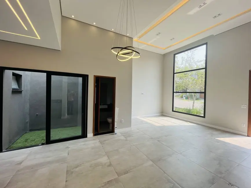 Foto 2 de Casa com 3 quartos à venda, 170m2 em Braganca Paulista - SP