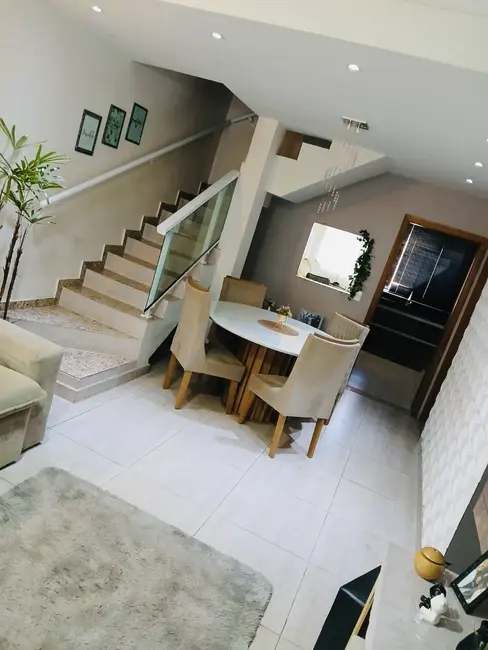 Foto 2 de Casa com 3 quartos à venda, 148m2 em Residencial Quinta dos Vinhedos, Braganca Paulista - SP