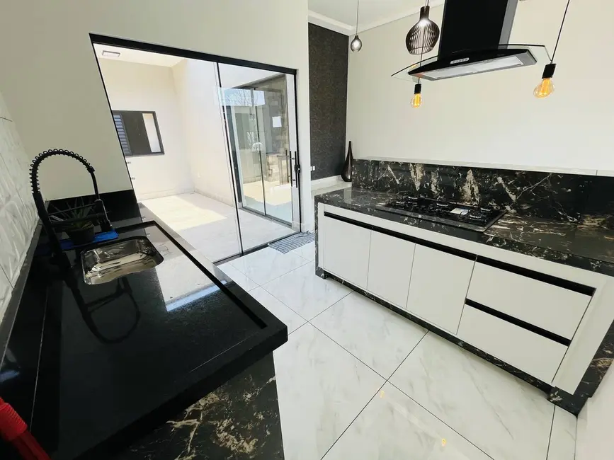 Casa com 3 quartos à venda, 95m2 em Braganca Paulista - SP - imagem 9 Foto 9 de Casa com 3 quartos à venda, 95m2 em Braganca Paulista - SP