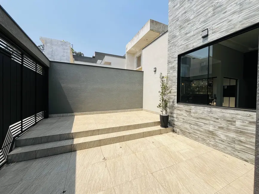 Casa com 3 quartos à venda, 95m2 em Braganca Paulista - SP - imagem 3 Foto 3 de Casa com 3 quartos à venda, 95m2 em Braganca Paulista - SP