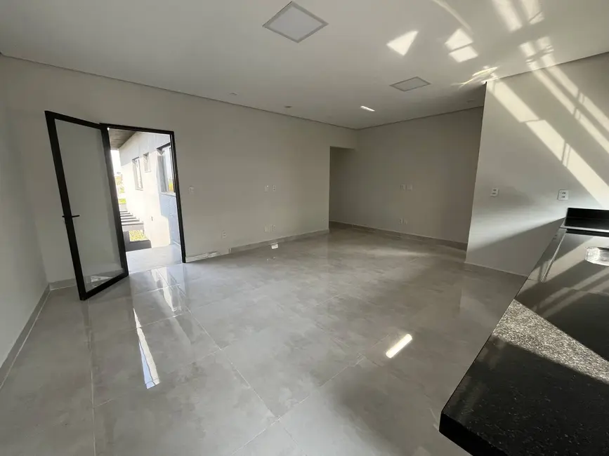 Foto 4 de Casa com 3 quartos à venda, 120m2 em Braganca Paulista - SP