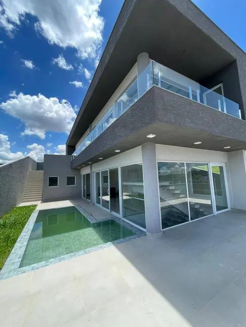 Foto 2 de Casa com 3 quartos à venda, 270m2 em Condomínio Vale das Águas, Braganca Paulista - SP