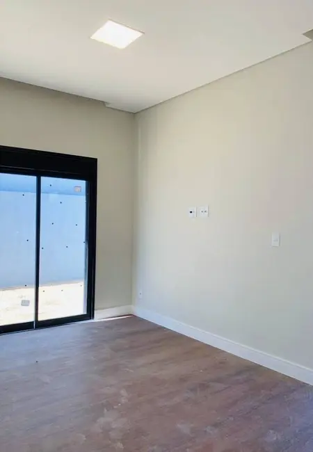 Casa com 3 quartos à venda, 200m2 em Braganca Paulista - SP - imagem 9 Foto 9 de Casa com 3 quartos à venda, 200m2 em Braganca Paulista - SP