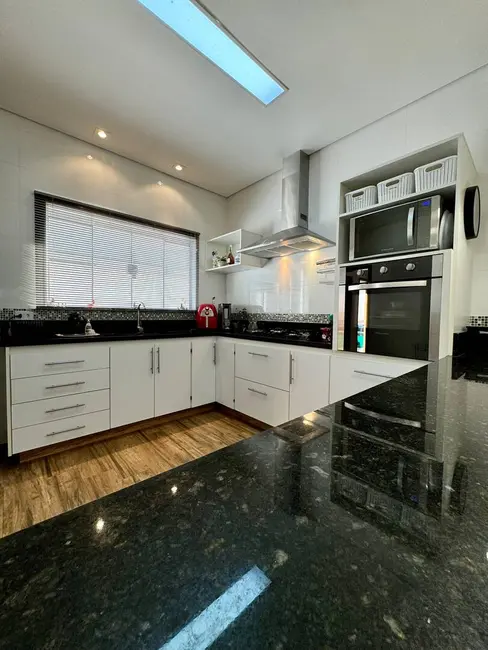 Foto 5 de Casa com 4 quartos à venda, 396m2 em Condomínio Jardim Flamboyan, Braganca Paulista - SP