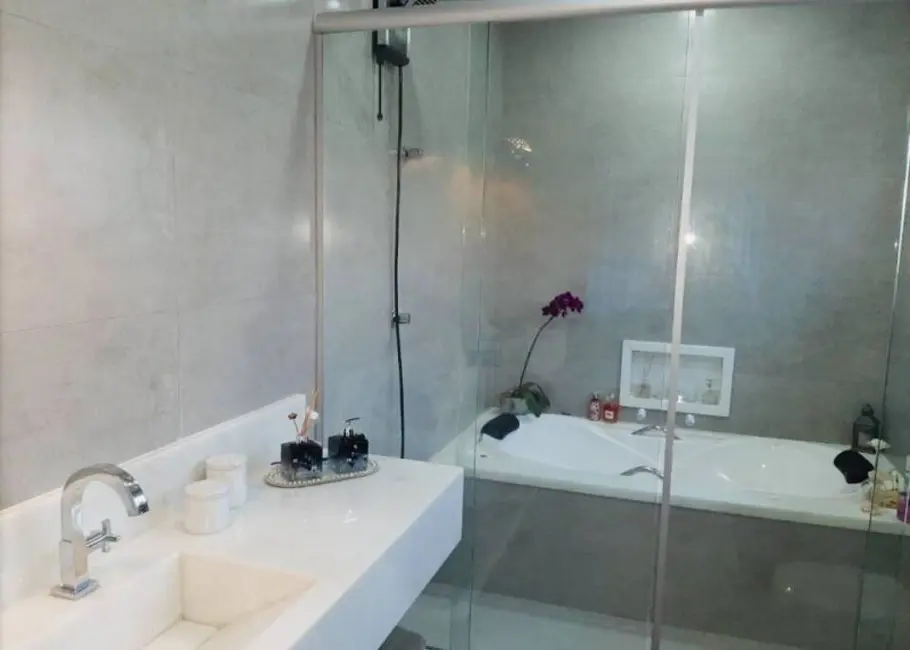 Foto 9 de Casa com 4 quartos à venda, 280m2 em Condomínio Portal da Serra, Braganca Paulista - SP