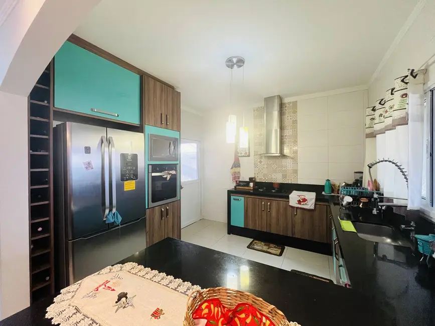 Foto 7 de Casa com 3 quartos à venda e para alugar, 152m2 em Jardim Vista Alegre, Braganca Paulista - SP