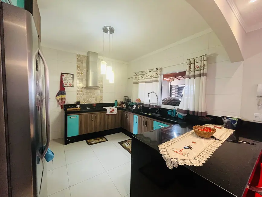 Foto 8 de Casa com 3 quartos à venda e para alugar, 152m2 em Jardim Vista Alegre, Braganca Paulista - SP