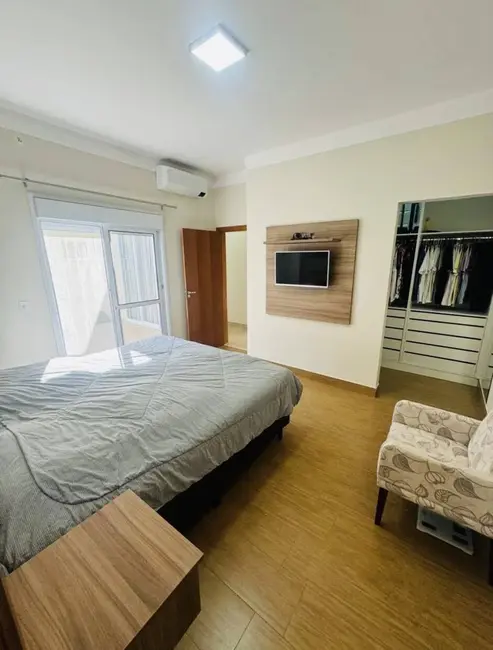 Casa com 3 quartos à venda, 165m2 em Condomínio Portal da Serra, Braganca Paulista - SP - imagem 8 Foto 8 de Casa com 3 quartos à venda, 165m2 em Condomínio Portal da Serra, Braganca Paulista - SP