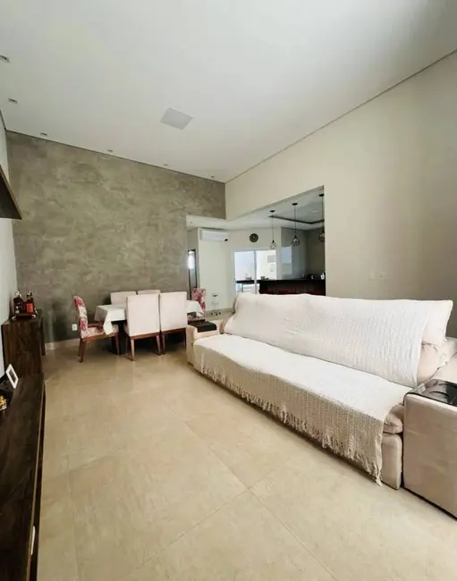 Casa com 3 quartos à venda, 165m2 em Condomínio Portal da Serra, Braganca Paulista - SP - imagem 3 Foto 3 de Casa com 3 quartos à venda, 165m2 em Condomínio Portal da Serra, Braganca Paulista - SP